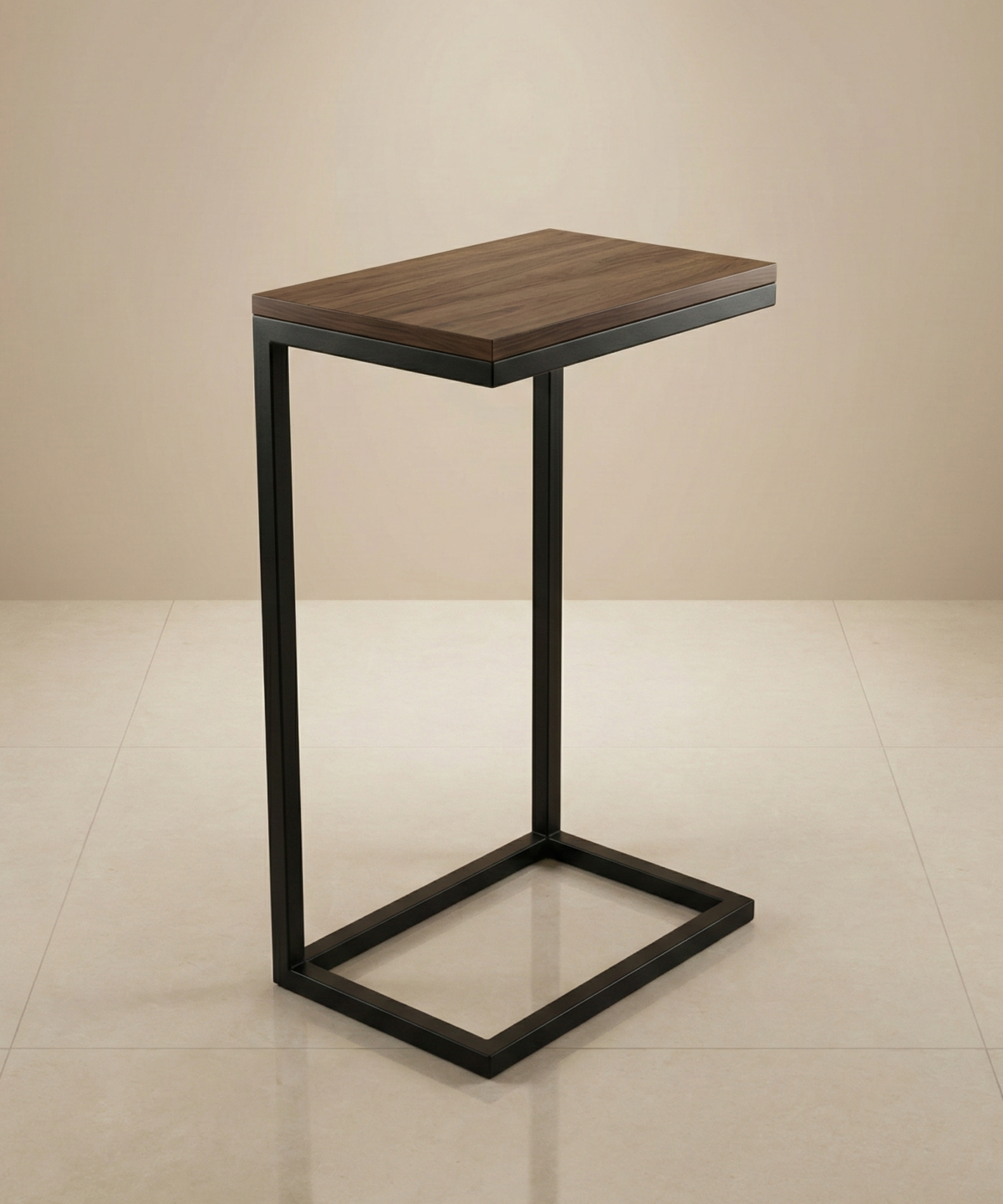 ipo C-Frame Side Table